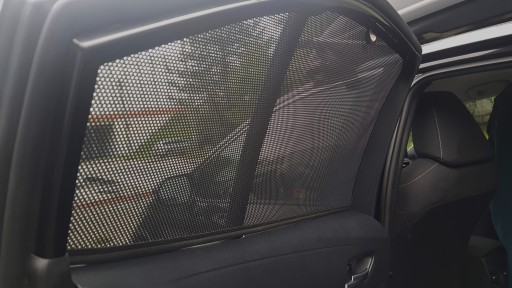 Zasłonki osłony rolety przyciemniające na szyby Toyota Corolla 12 XII sedan