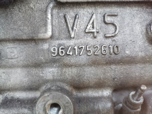 VOLVO C30 S40 V50 C70 2.0 D GŁOWICA 9641752610