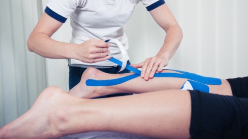 Pinotape Sport Водонепроницаемый, сильный трут для спортсменов 5 см х 5 м оливу