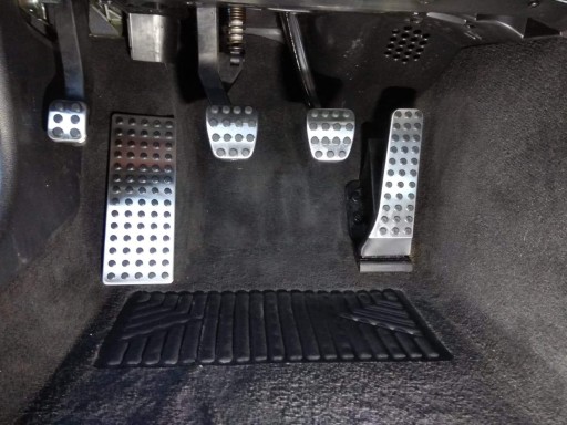 Nakładki na pedały Mercedes W124 C124 W126 C126