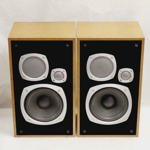Universum 3120 kolumny 4 ohm 80/120W Wa-wa zamsz