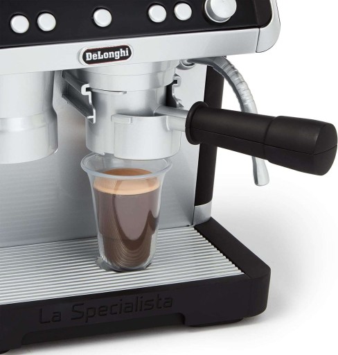 ИГРУШЕЧНАЯ КОФЕМАШИНА DELONGHI CASDON
