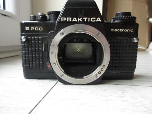 APARAT PRAKTICA B200 Z OBIEKTYWEM PENTACON PRAKTICAR 1:2,4 UNIKAT REAL FOTO