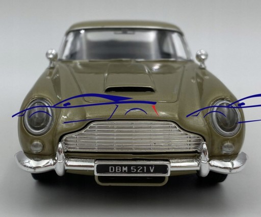 Aston Martin DB5 1:24 модель Motormax 79375 золото