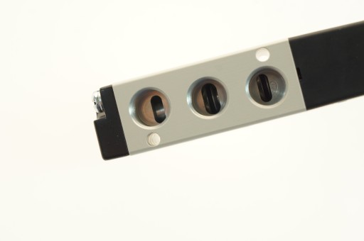 ELEKTROZAWÓR AIRTAC 4V110-06 CG 5/2 -1/8- 110 V AC