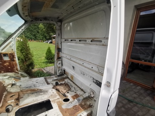 ЧЕТВЕРТЬ КРЫШИ КАБИНЫ MERCEDES SPRINTER 906