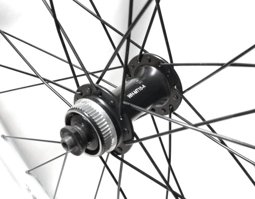 Переднее колесо Shimano WH-MT15 Disc CL MTB 27.5