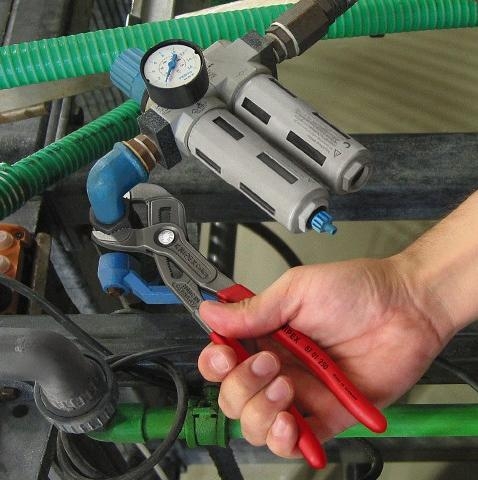 Регулируемые трубогубцы Cobra 300 8701300 KNIPEX