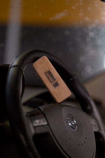 WORK STUFF Handy Leather Brush - щетка для кожи