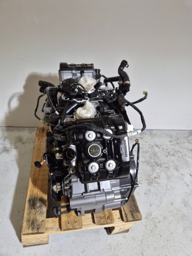 KTM 1290 SUPER DUKE R 20-24 SILNIK GWARANCJA ROZRUCHOWA PRZEBIEG 4800KM