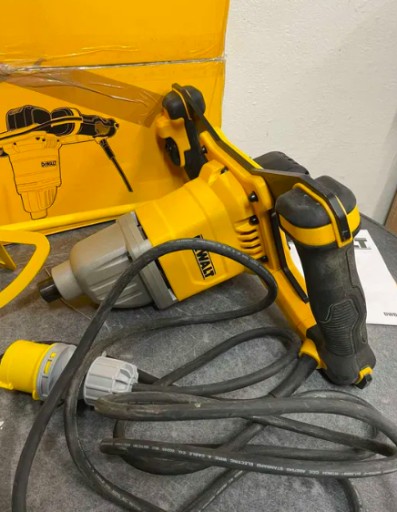 Mieszarka Mieszadło do zaprawy 1800W DeWalt DWD 241-lx 110V