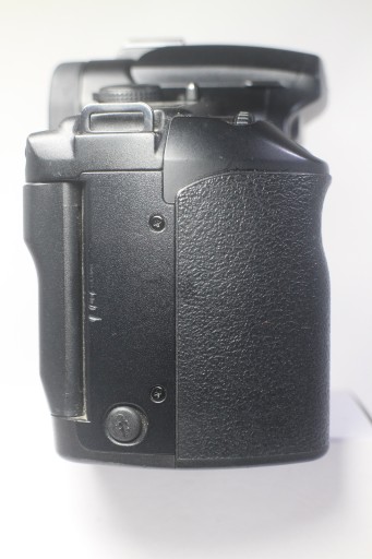 Пленочная зеркальная камера Canon EOS 7 Eye Control EF 28–105 мм F3,5–4,5 USM с зум-объективом