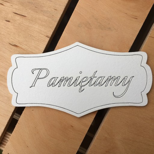 TABLICZKA DREWNO PAMIĘTAMY 10SZT PIKI STROIK GRÓB