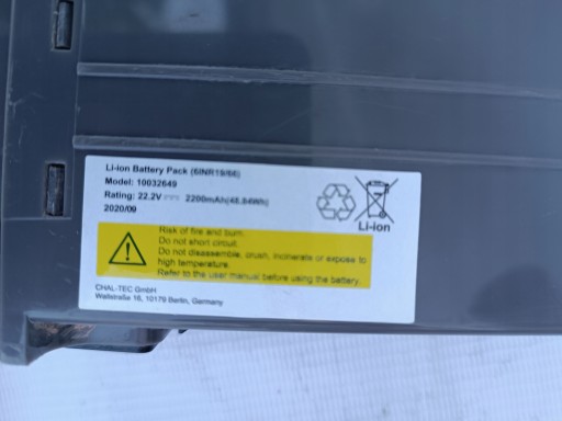 Вертикальный пылесос Klarstein Cleanbutler 3G ПОВРЕЖДЕН