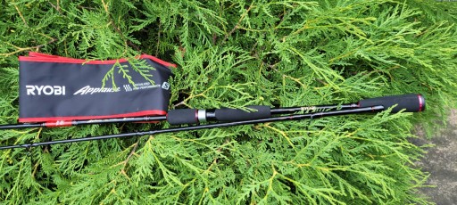 Wędka spinning Ryobi APPLAUSE 2,40m/20-80g