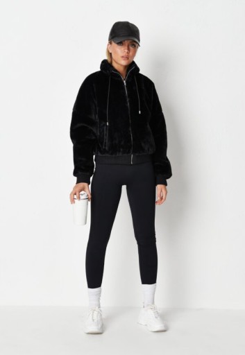 ЧЕРНЫЙ МЕХ ДЛЯ ВЫСЫХ ЛЮДЕЙ 32 MISSGUIDED P0/TX15*
