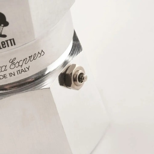 Кофеварка Bialetti Moka Express классическая 670 мл 12 чашек