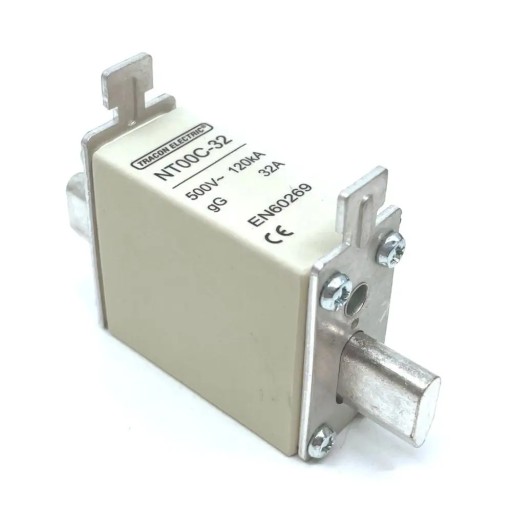 Ножевой предохранитель NT00C 32A 500V gG
