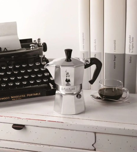 Кофеварка Bialetti Moka Express классическая 670 мл 12 чашек