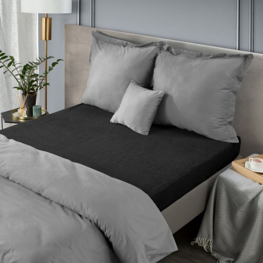 Простыня черная натяжная FROTTE 220X200