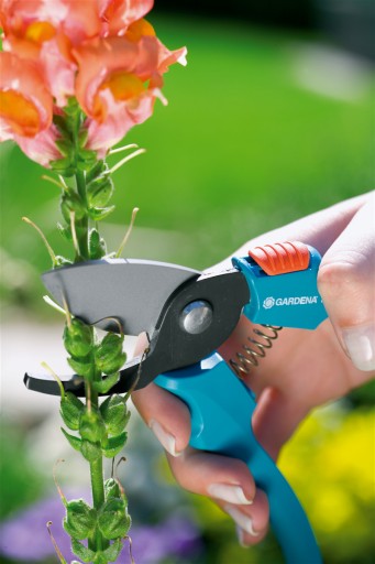 МЕРЫ ПО МЕРАМ ЗА САДОМ Gardena Classic НОЖНИЦЫ