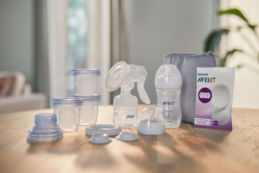 Ручной молокоотсос Avent Philips.