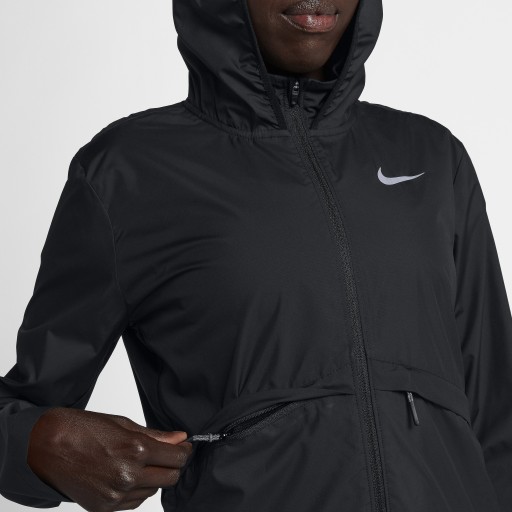 Женская куртка NIKE черная ветровка R S 933466010