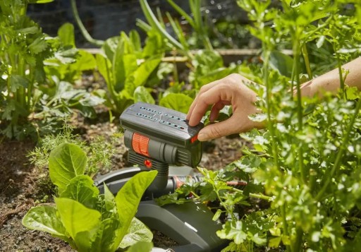 Осциллирующий опрыскиватель Gardena AquaZoom Compact 18708