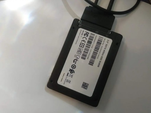 Твердотельный накопитель ADATA Ultimate SU650, 240 ГБ, 2,5 дюйма, SATA III