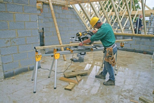 Универсальная рабочая станция Dewalt DE7023