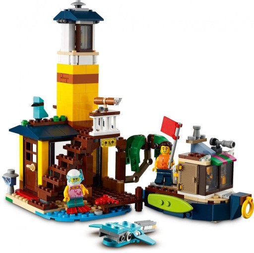 LEGO Creator 3 в 1 31118 Surfer House на пляже
