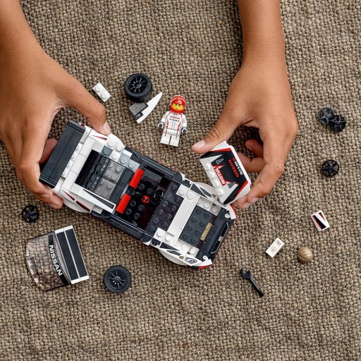 LEGO Speed ​​​​Champions 76896 LEGO SPEED CHAMPIONS Nissan GT-R NISMO 76896