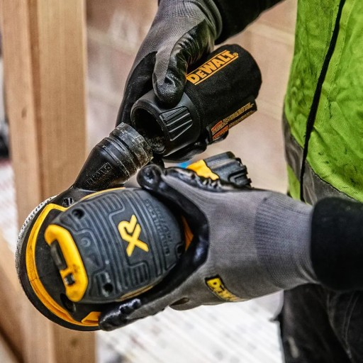 ЭКСЦЕНТРИЧЕСКАЯ ШЛИФОВАЛЬНАЯ МАШИНА XR 18V ​​BL 0*AH