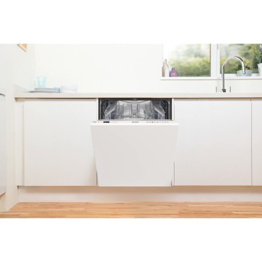 Zmywarka do zabudowy INDESIT D2I HD524 A 14 kpl