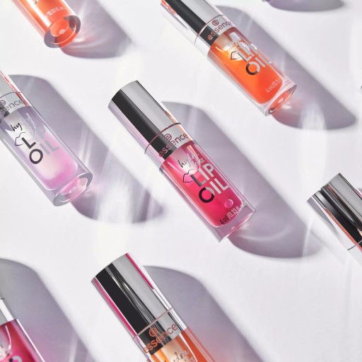 ESSENCE LIP OIL ПИТАТЕЛЬНОЕ МАСЛО ДЛЯ ГУБ 01