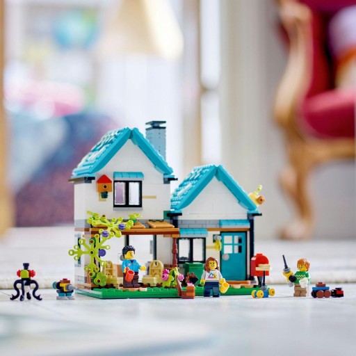 Семейный дом или многоквартирный дом LEGO Creator Дом 3 в 1 31139