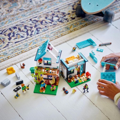 Семейный дом или многоквартирный дом LEGO Creator Дом 3 в 1 31139