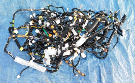 Mazda 6 gj 2013r проводка внутри автомобиля универсал 2.0b навигация , фото