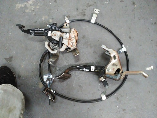 Hyundai oe ручной тормоз ножный , фото