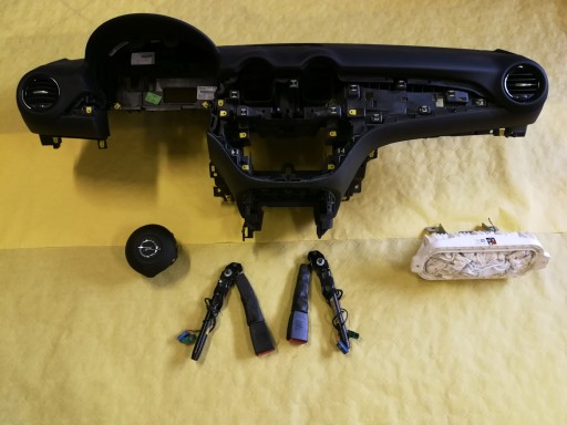 Приборная доска opel ada подушка безопасности , фото