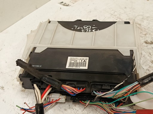 Модуль блок управления lexu is 200t , фото