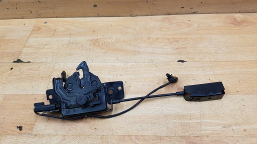 Замок капоты крышка hyundai ioniq , фото