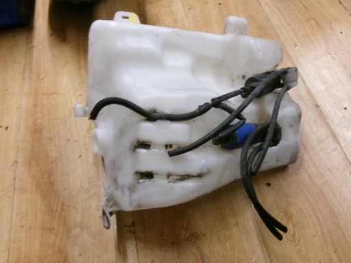 Citroen ds5 резервуар омывателя , фото