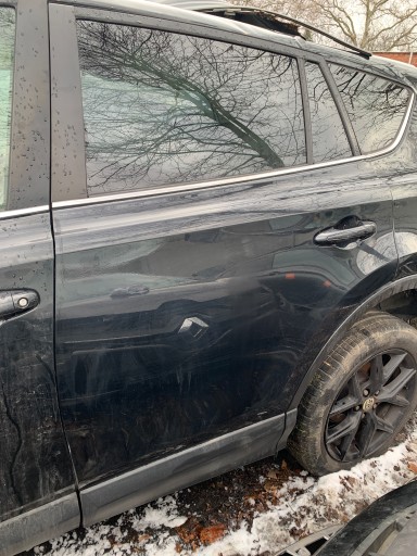 Toyota rav iv рестайлинг задні двері ліве ліве задній - 209 , фото