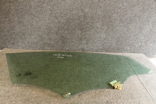 Стекло правое переднее hyundai i 30 ii 2012-2017 r , фото