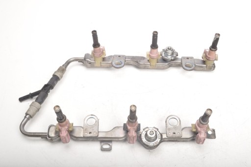 Lexu gs iii 3.5 топливная рейка форсунка , фото