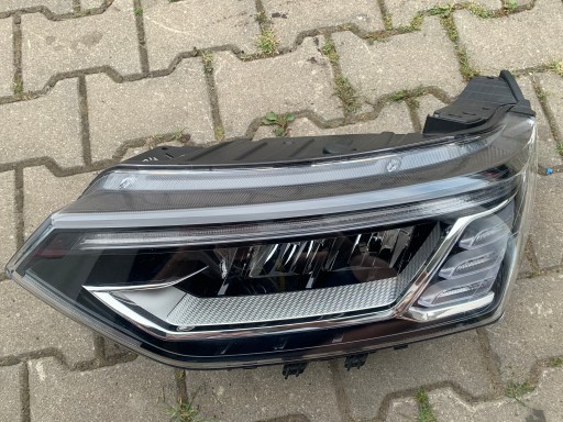 Ssangyon korando iv 19- фонарь левое переднее полный лед , фото