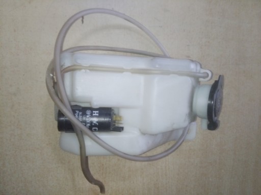 Hyundai h1 резервуар омывателя задний 98910-4a10 , фото