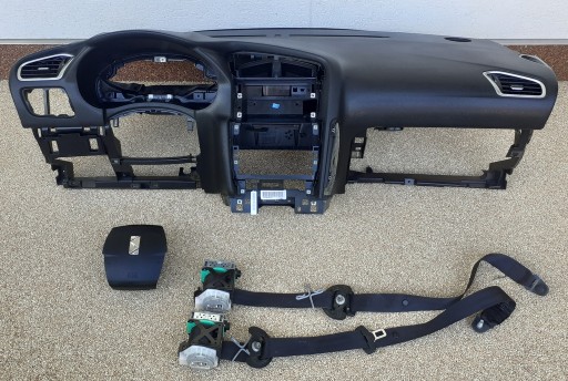 Торпедо кокпит бардачок путрубок оригинальный citroen c4 cactu рестайлинг , фото