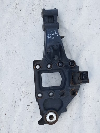 Опора кронштейн кріплення ресора амортизатора кабіни права daf xf 106 , фото